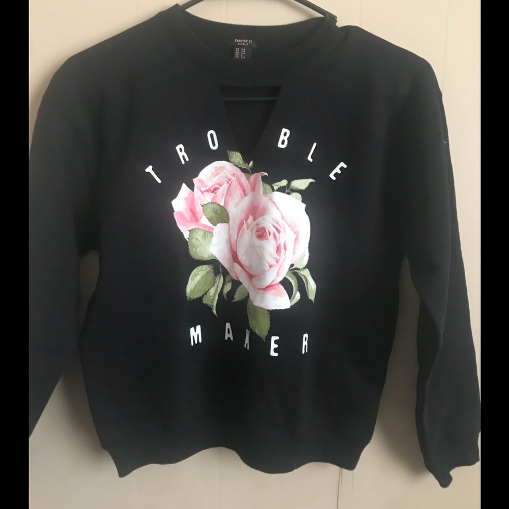 🌸🌸Girl cut v neck sweater 🌸🌸